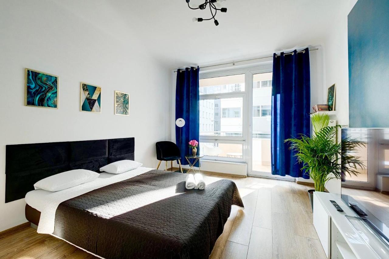 Charming Apartment In The City Center Varsó Kültér fotó