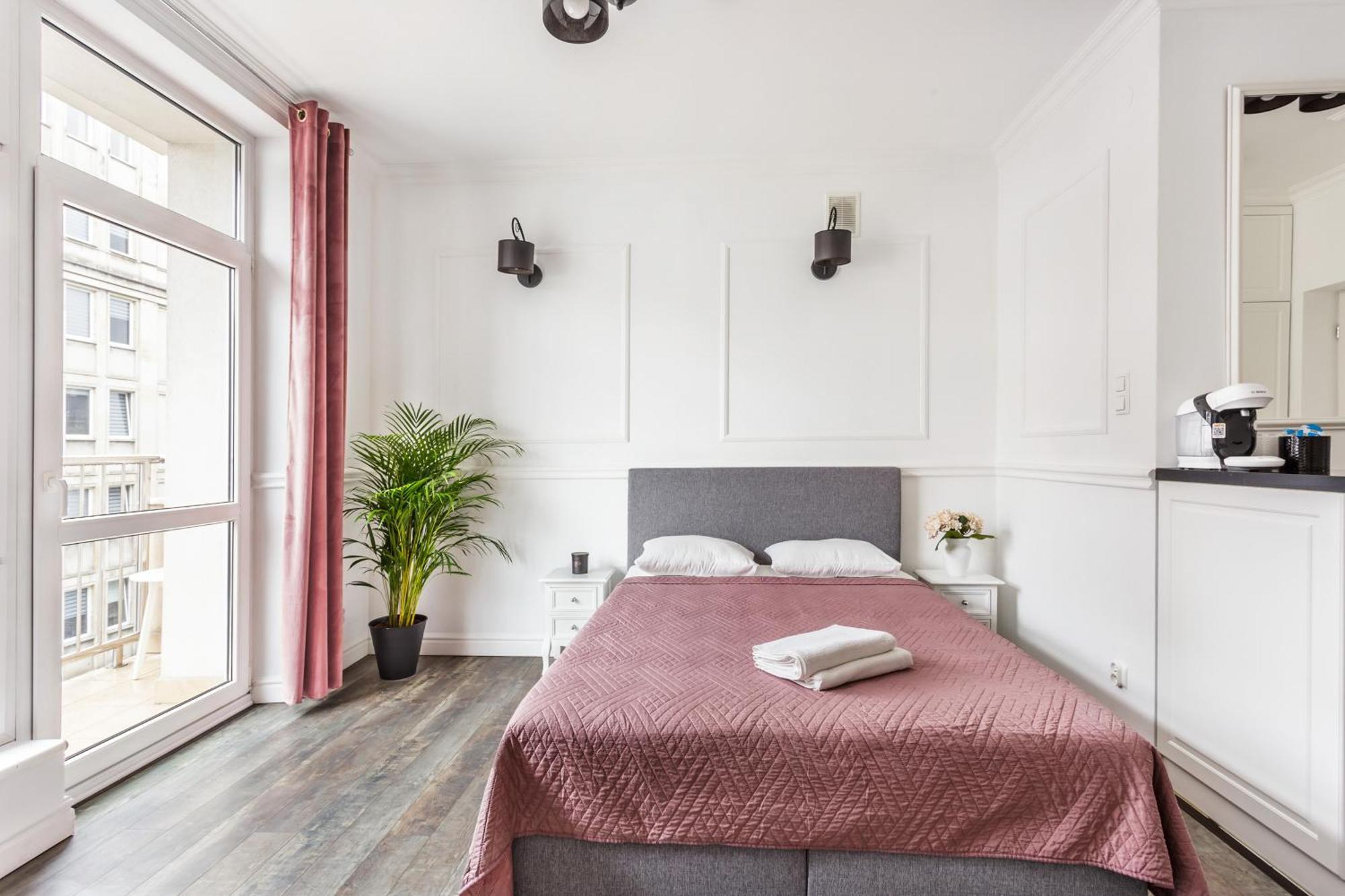 Charming Apartment In The City Center Varsó Kültér fotó