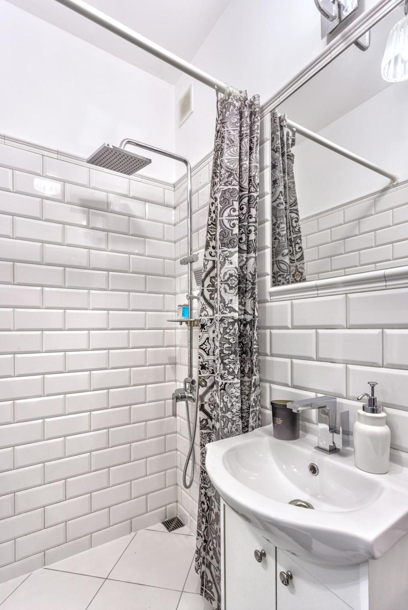 Charming Apartment In The City Center Varsó Kültér fotó