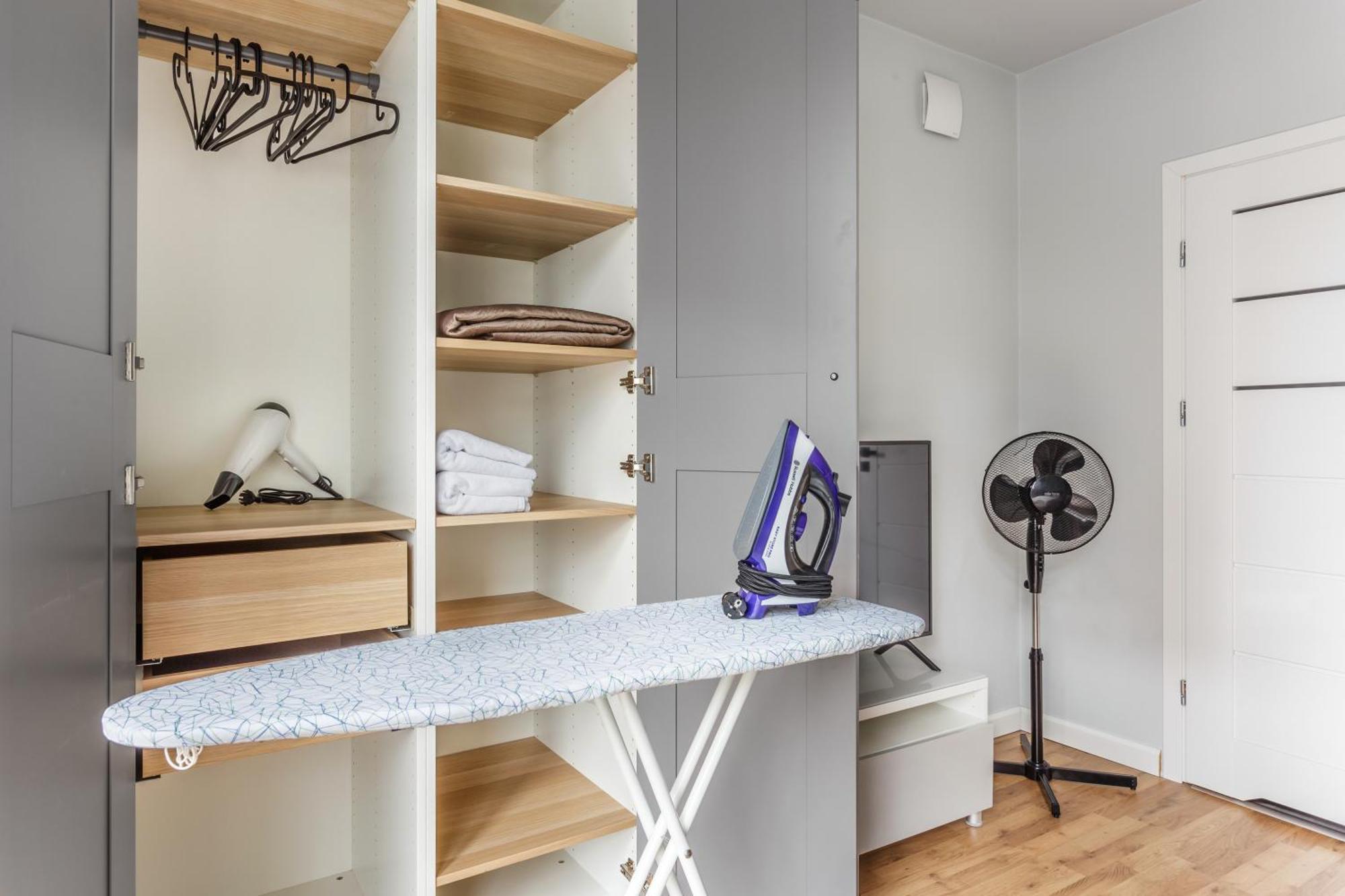 Charming Apartment In The City Center Varsó Kültér fotó